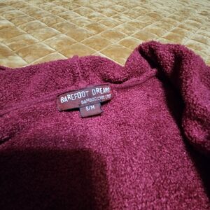 Barefoot Dreams Bamboo Chic Lite  Burgundy Cardigan Small/Medium Like New Warm!